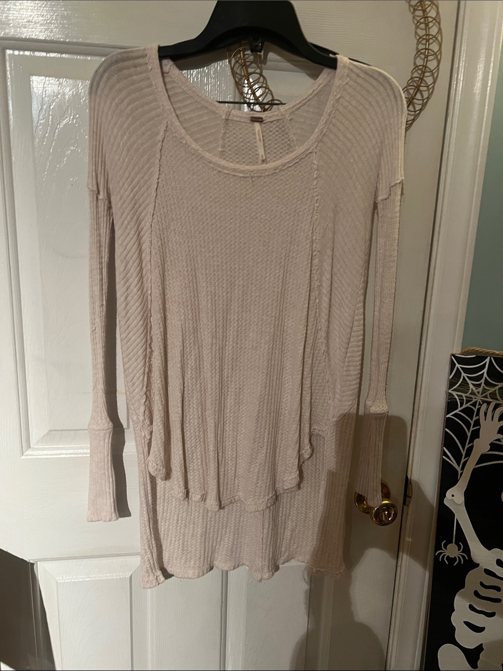 Free People Ventura Women's Lightweight Long-Sleeve Scoop Neck Top - Cream, XS